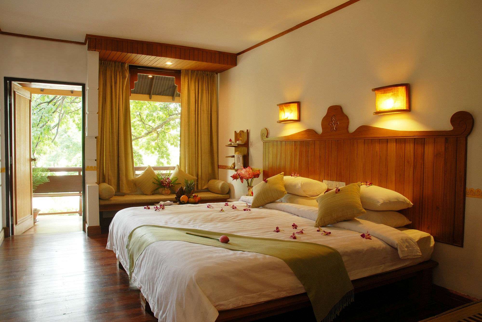 Hotel Amazing Nyaung Shwe Exterior foto